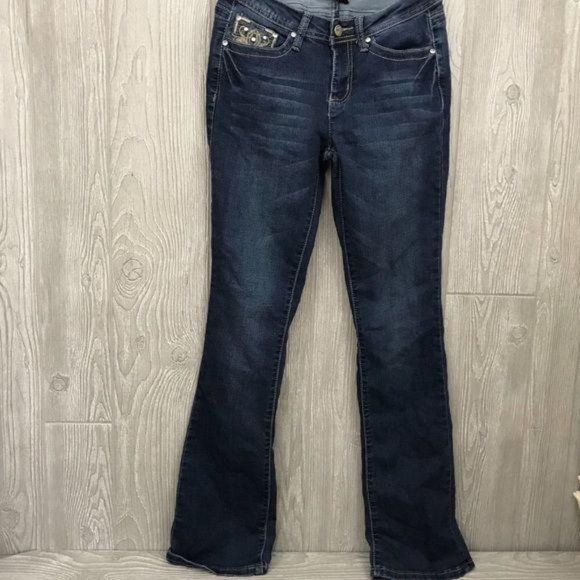 Earl Jeans Denim - Earl jeans size 4 with rhinestone and embroidered dark wash denim jeans bootcut